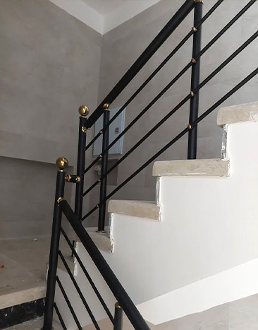 نرده استاتیک